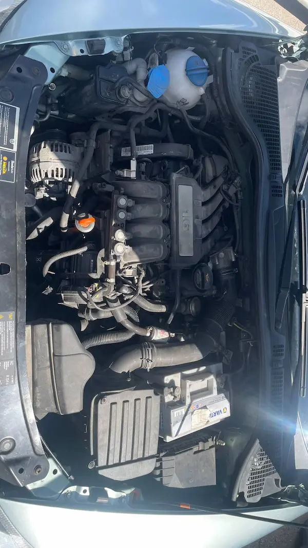 Встановлення ГБО на Skoda Octavia у Запоріжжі під капотом